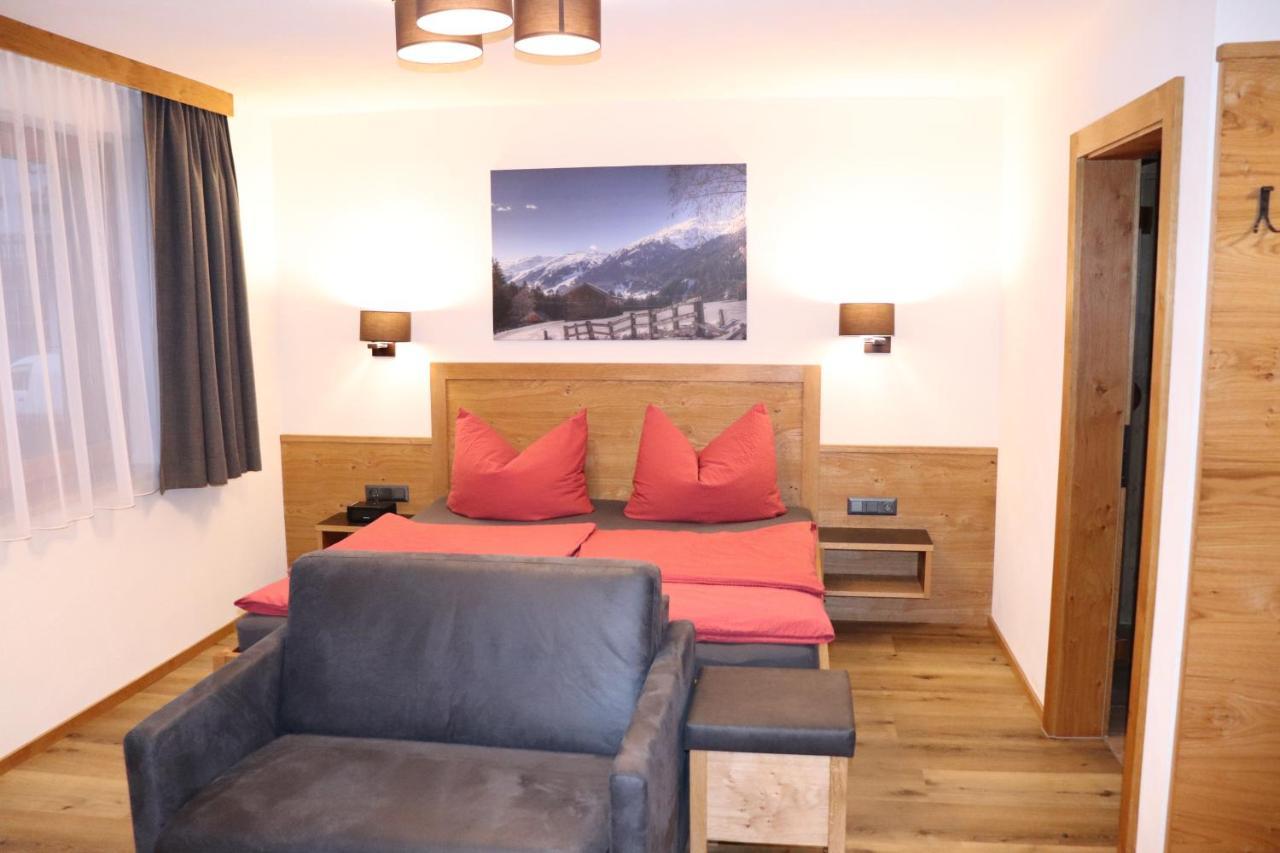 Haus Alpenflora Διαμέρισμα Flirsch Εξωτερικό φωτογραφία
