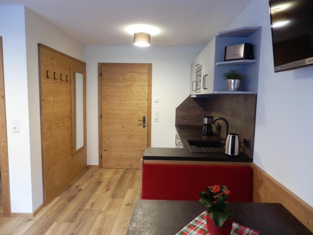 Haus Alpenflora Διαμέρισμα Flirsch Εξωτερικό φωτογραφία